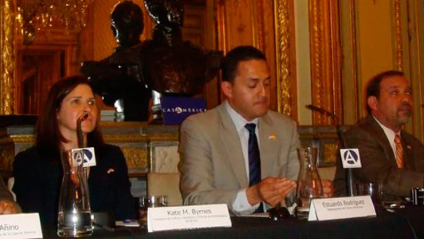 Mesa redonda “Debate 2012: las elecciones en Estados Unidos”