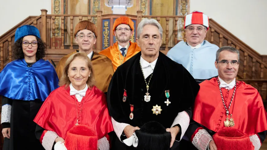 José Antonio Gurpegui, director del Instituto Franklin-UAH, recibe el Premio a la Excelencia en la Dirección de Tesis Doctorales de la Universidad de Alcalá