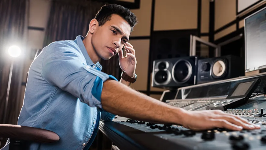 El español como factor vertebrador de la latinidad en la música popular de Estados Unidos