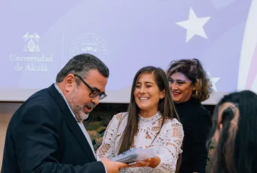 De izquierda a derecha: Pedro Rodríguez, profesor de Relaciones Internacionales en la Universidad Pontificia Comillas (CIHS) y analista de política exterior y geopolítica, y Ana Lariño, directora de Investigación y Relaciones Externas del Instituto Franklin-UAH