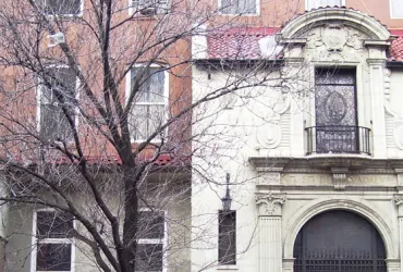 Para orar en castellano. La apertura de la primera parroquia española de Nueva York: Nuestra Señora de Guadalupe