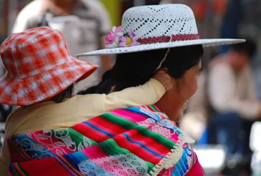 Queering the Chicana familia in Cherríe Moraga's Waiting in the Wings